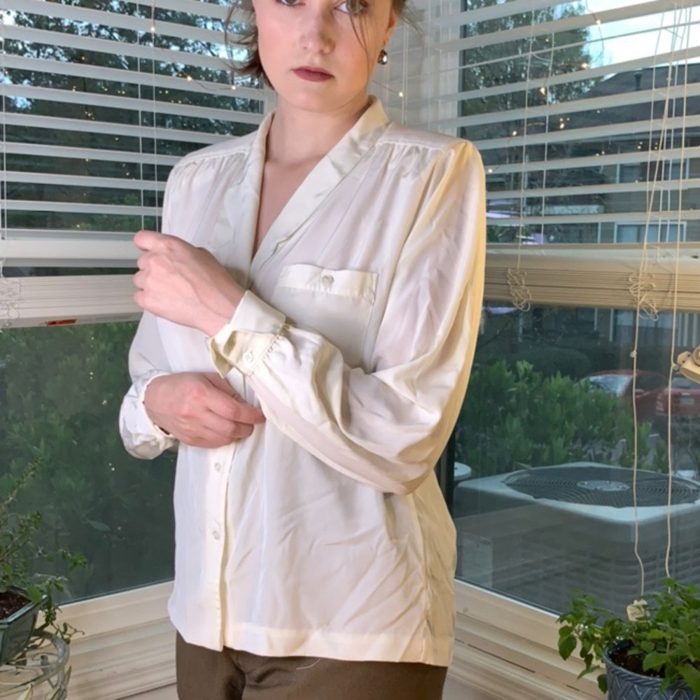 Vintage Liz Claiborne white blouse